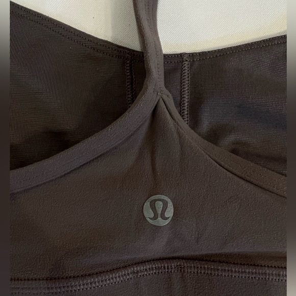 Lululemon Sport Bra - Size 8 - Flow Y Bra - Picture 3 of 5